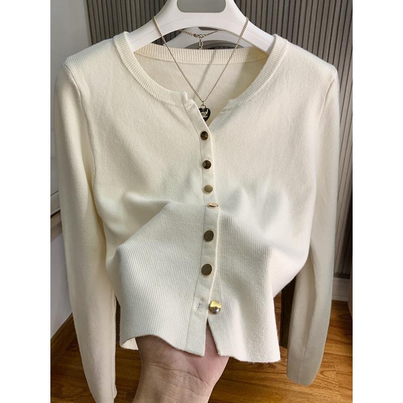 Milk wear early autumn knitted cardigan women's long-sleeved top autumn and winter wear new gentle style thin sweater
