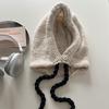 Twin-color twisted knit bonnet hat in ivory