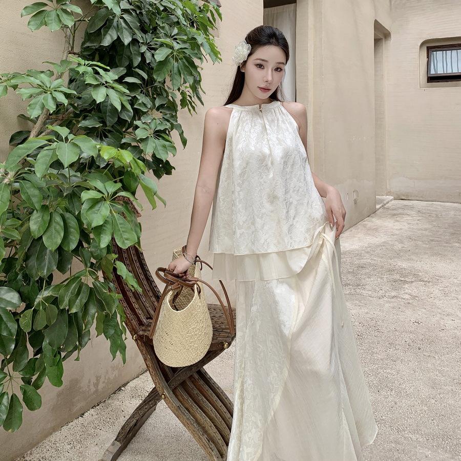 

Праздничный комплект из двух предметов без рукавов с темным узором в китайском стиле | Древний и нежный дизайн XL грязно-белый