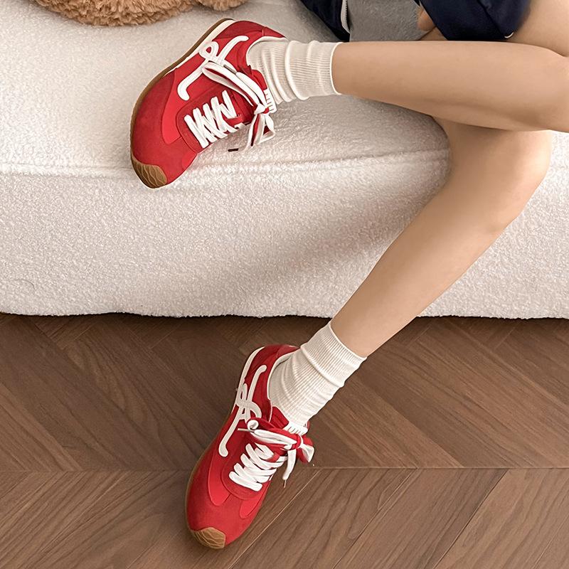 

Spring leather Maillard training shoes color matching inner height increase breathable Forrest Gump shoes casual waffle shoes flat sneakers 35 чорний