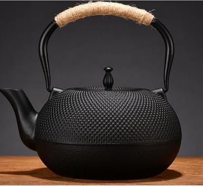 Eisenkessel (1800ml) - Eisen, Unbeschichtet, Rostbeständig, Geeignet für Direkte Flamme, Induktionskochfelder und Teeceremonie. Ideal für Büros, Küche