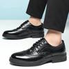 Fashion Men Classic Oxfords Shoes Retro Brogues Men Lace Up Business Leather Shoes Formal Office Flats Men Wedding Party Oxford Shoes