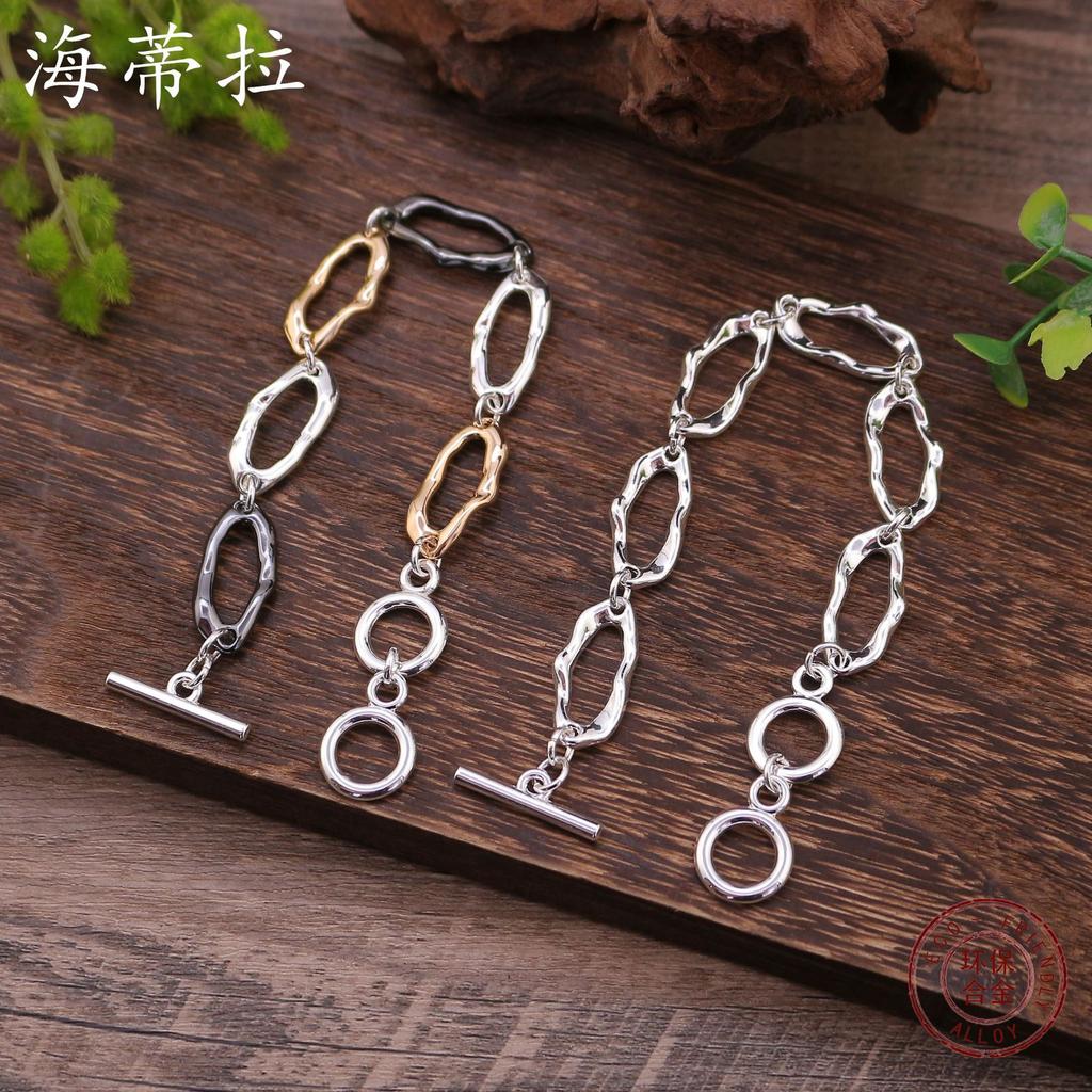 New Geometric Hollow Oval OT Buckle Bracelet, Retro Simple and Versatile OT Buckle Mixed Color Bracelet for Men and Women