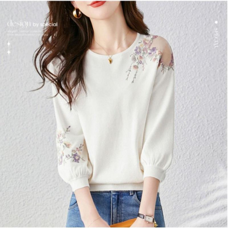 Seven Sleeve Lace Knit Top Autumn Women Fresh Floral Slim Round Neck Pullover Elegant