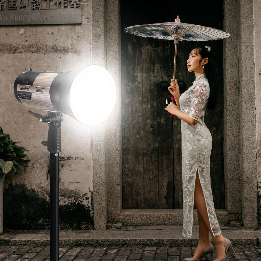 NiceFoto Outdoor Studio Flash Strobe Light 2.4G Wireless System 500 Times Full Power Flash Support 6600mAh Battery