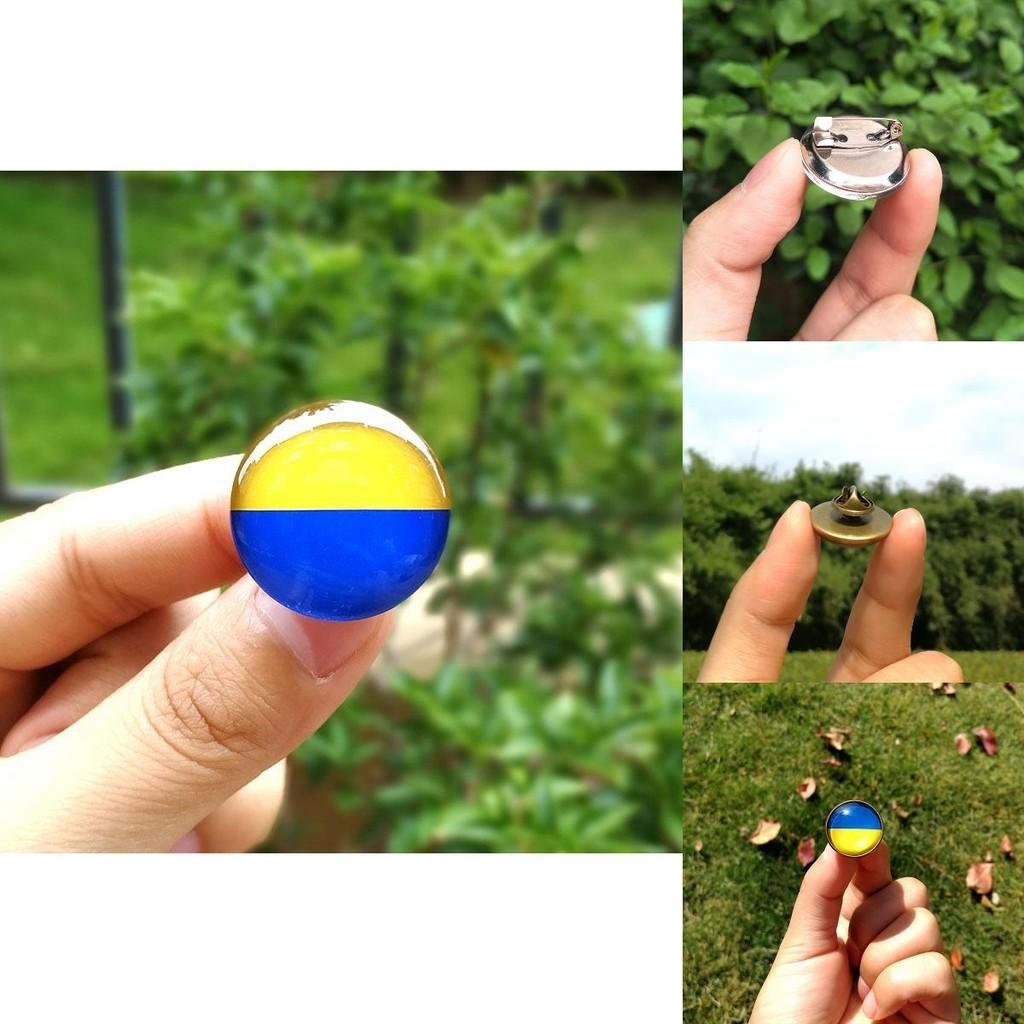 Unisex Metal Pin Badge With Ukraine Flag Design