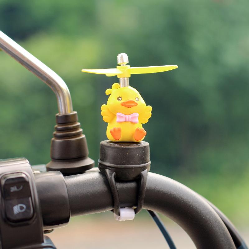 Cute Little Yellow Duck Motorcycle Riding Handlebar Decoration Toy With Propeller Bike Moto Driving Ornaments