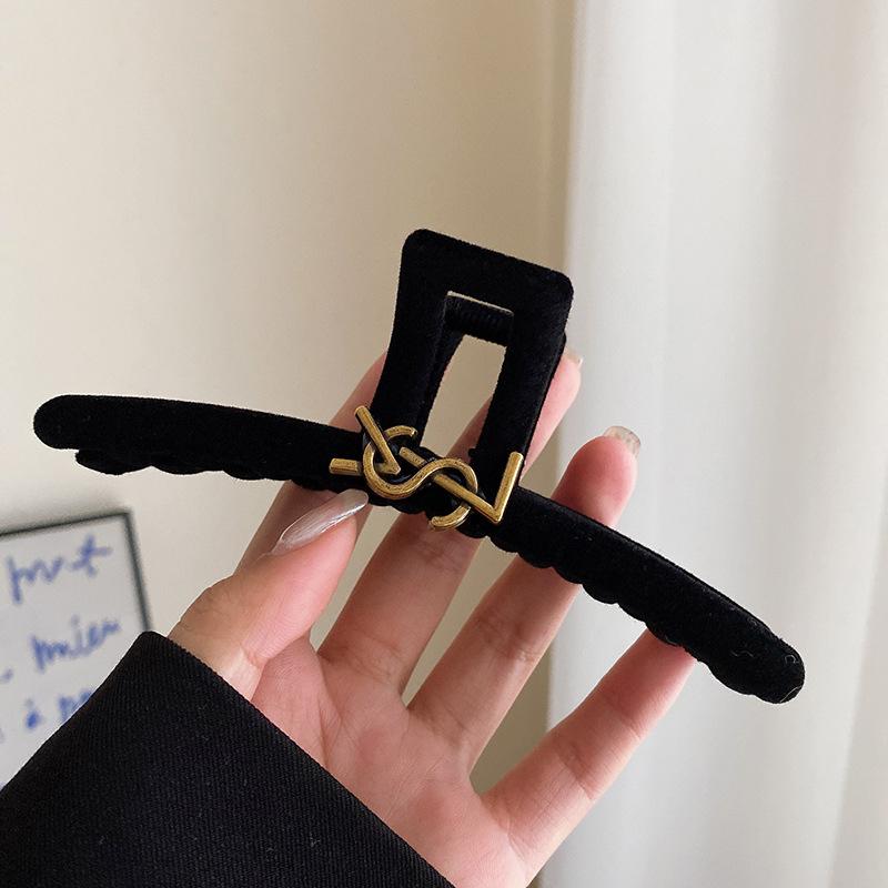 

Old Lettered Hairpin, Black Velvet Hair Accessory, Retro French Style Bow Headdress