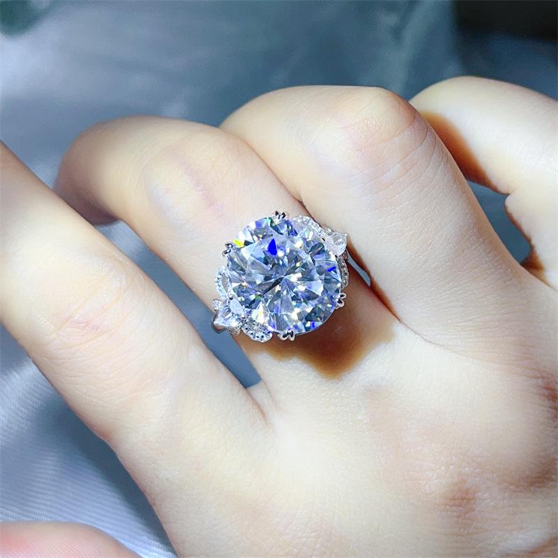10 Carat D Color Moissanite Ring, Luxury Butterfly Style, Oval Egg Shape, Popular European & American Design