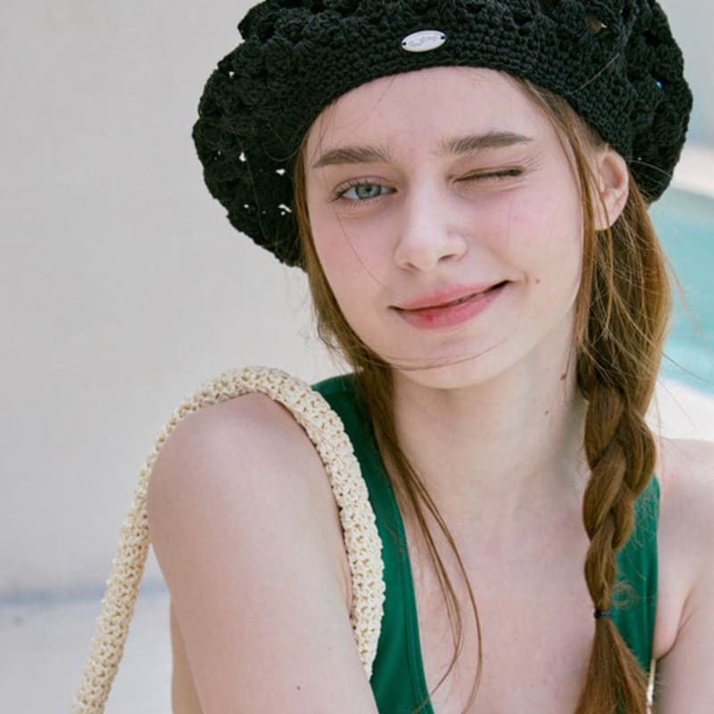 Slowslowly №231 / Фруктовый вязаный крючком берет _ Черный black