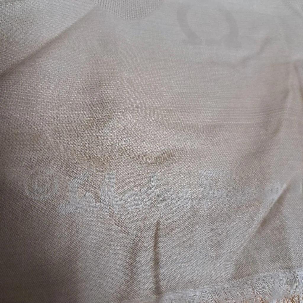 Used Salvatore Ferragamo Stole Beige