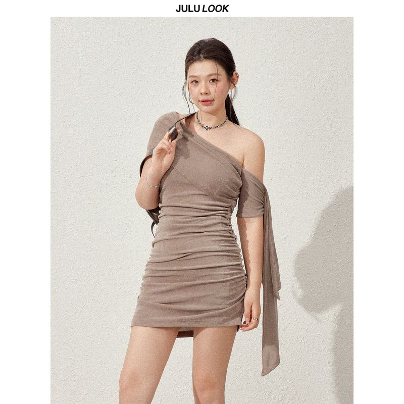 

Julu Studio Shahala Desert Chubby Ribbon off-Shoulder Slimming Hip Skirt Plus size dresses Khaki Skirt Version L