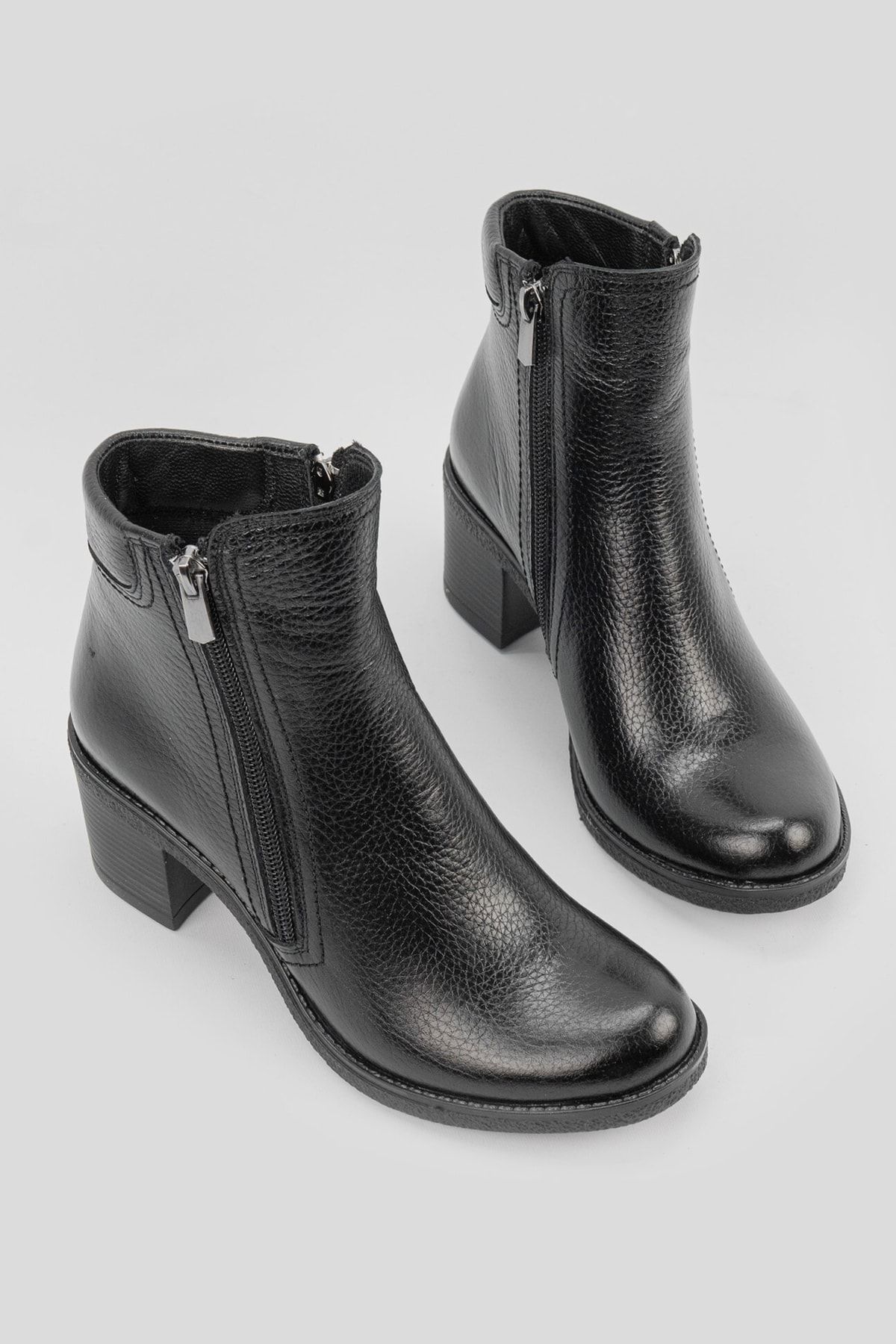 

Women Modern Stylish Fashion Genuine Leather Women Black Genuine Natural Leather Boots & Bootie 36