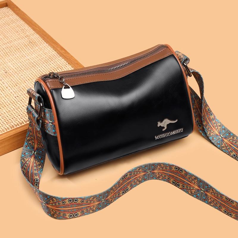 IELGY Women's Pillow Bag, Boston Vintage Versatile Wide Shoulder Strap Large Capacity Shoulder Crossbody Bag