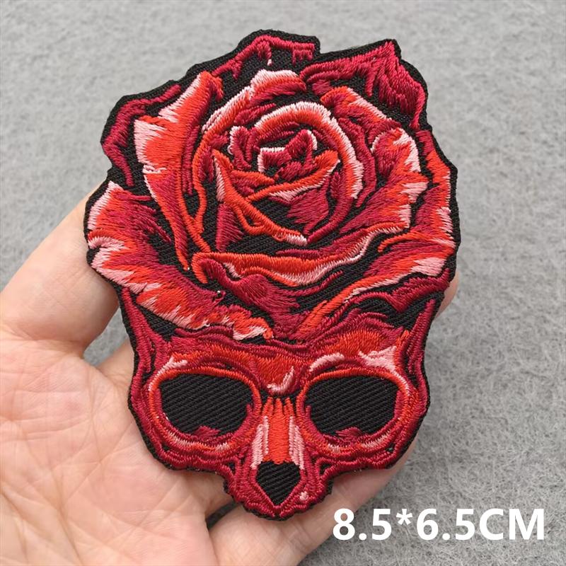 Love Nature Patch Magic Mushroom Embroidery Patches For Clothing Diy Iron-On Stickers Appliques Flowers Stripes