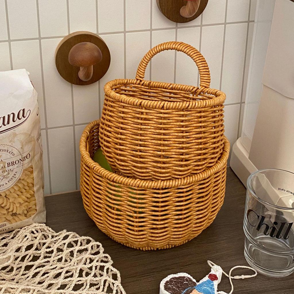 Retro Woven Rattan Storage Basket: Wall-Mountable Handheld Basket for Household Fruit & Vegetables