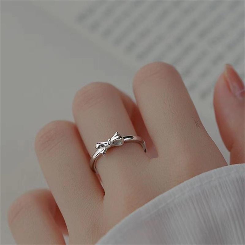 Sweet Bow Index Finger Rings For Women Mini Bowknot Design Simple Plain Opening Ring Gift For Girl Jewelry Accessories