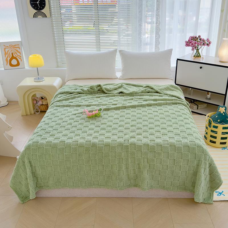 Mjölksammet Multifunktionell Filt: Hög Gramvikt, Helårspläd med Ludd & Luftkonditionering för Kontor och Fritid.