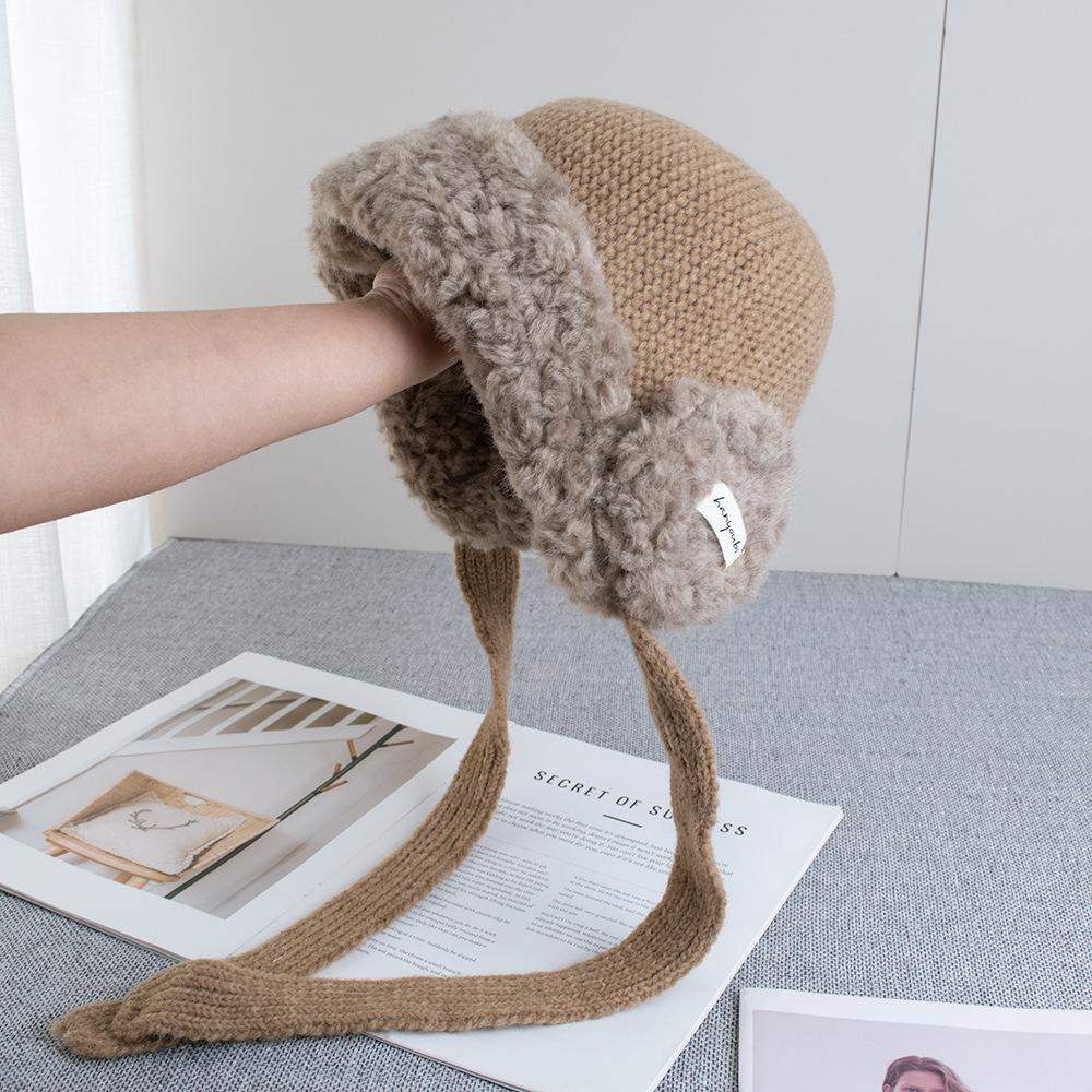 Gorro de lana con orejeras rojas, grueso y de felpa, para mujer, otoño e invierno, circunferencia de cabeza grande, cálido, tejido, sombrero Lei Feng de Año Nuevo
