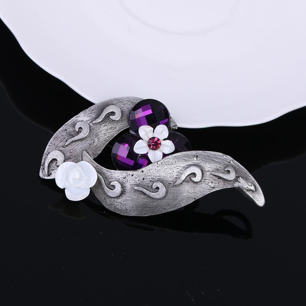 Retro Alloy Brooch Premium Sense Light Luxury Pin Accessories Apparel Accessories Metal Camellia Brooch