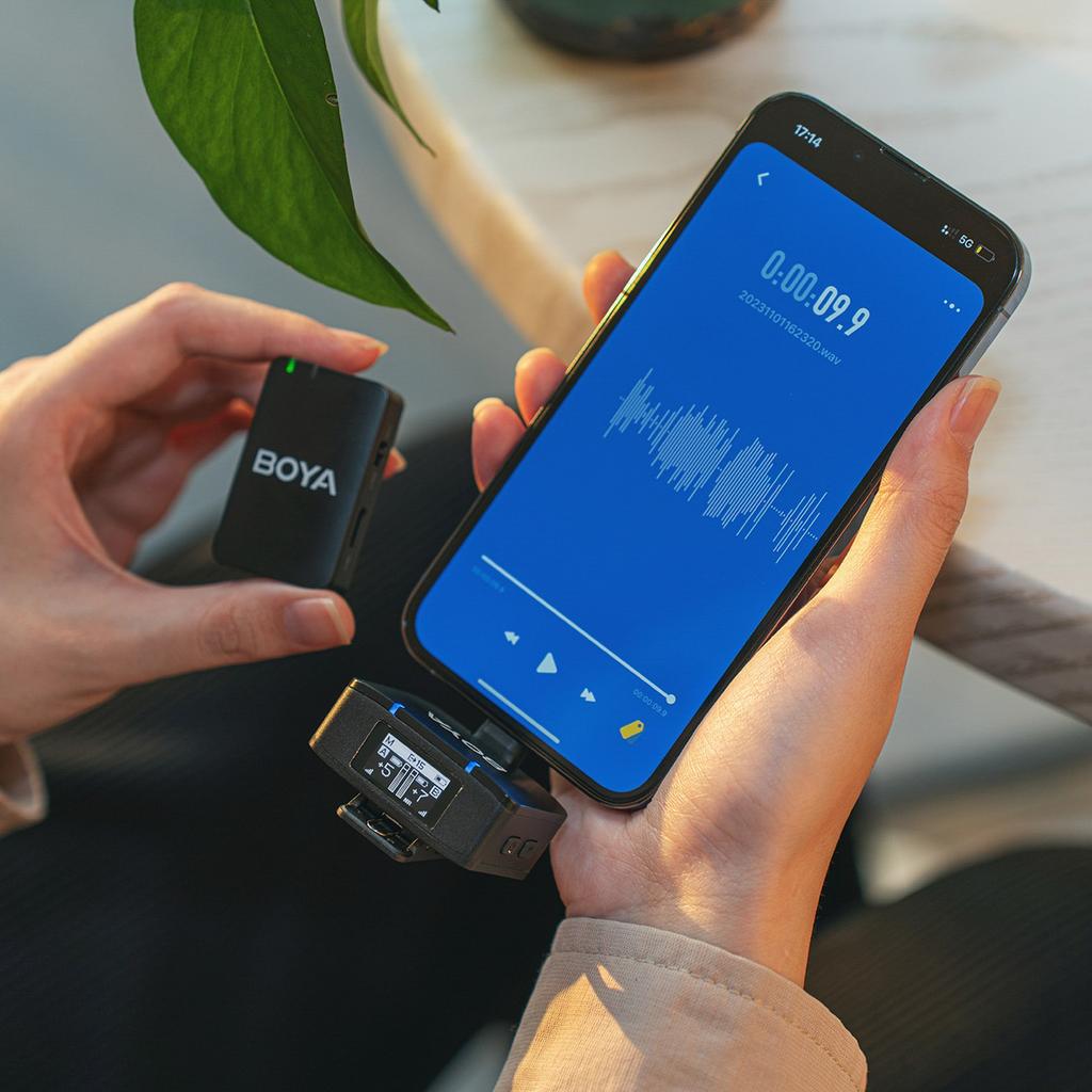 Zestaw Mikrofonów Bezprzewodowych Z Etui Ładującym 8Gb 2.4 Ghz Usb-C