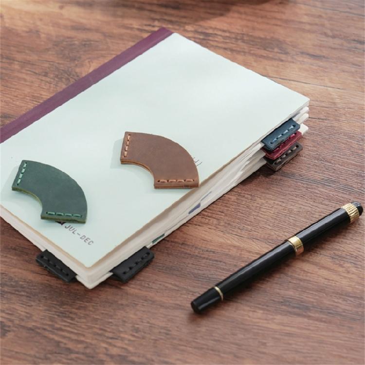 Fan Shaped Bookmarks Simple Book Markers PU Leather Page Markers Creative Bookmarks for Book Lovers