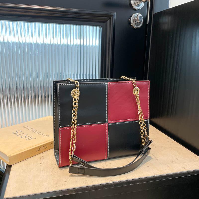 

Новая модная сумка-мессенджер теперь популярная маленькая квадратная сумка, ручная сшивка контрастного цвета, наплечная сумка-подмышка для женщин