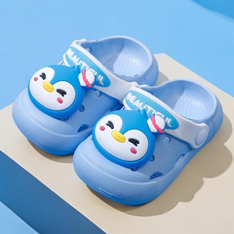 Children's Summer Boys' and Girls' Non-Slip Breathable Cartoon Clogs for Toddlers and Kids