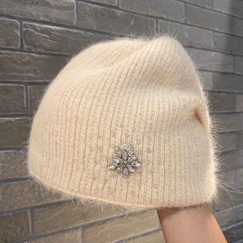 Chapeau tricoté en fourrure de lapin pour femme, mode automne et hiver, chapeau chaud épais, chapeau en laine polyvalent avec strass, protège-oreilles, chapeau de tête