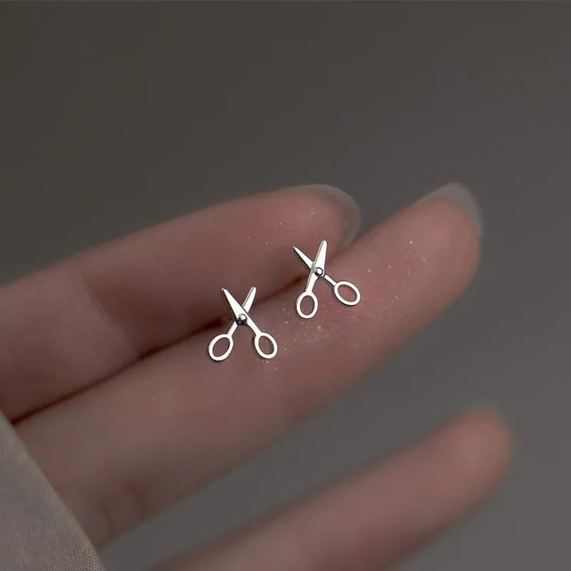 Fashion Zircon Butterfly Korean Ear Cuff Simple Elegant Versatile New Model  for Women Girl Accessories Minimalist Style