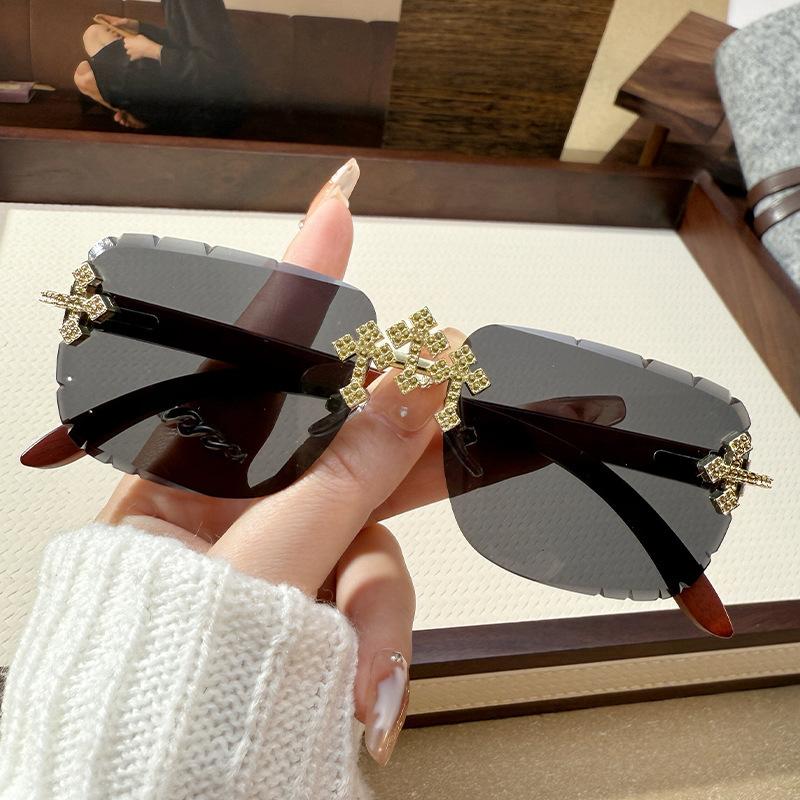 Cross-set diamond sunglasses men's high-end sense frameless trimmed lace wood grain legs sunglasses women's fashion street glasses