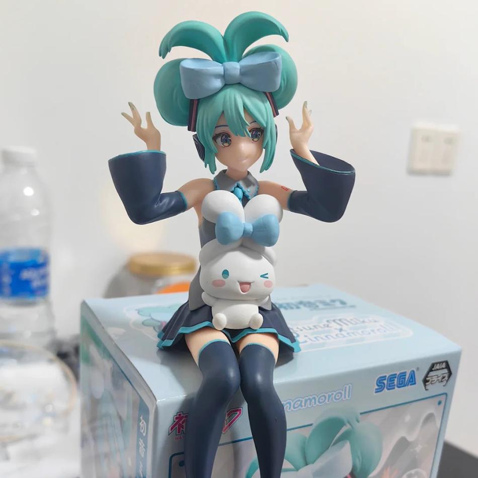 Anime Hatsune Miku X Cinnamoroll Figure Co-branded Doll Car Ornaments PVC Model Toy Birthday Gifts In Stock