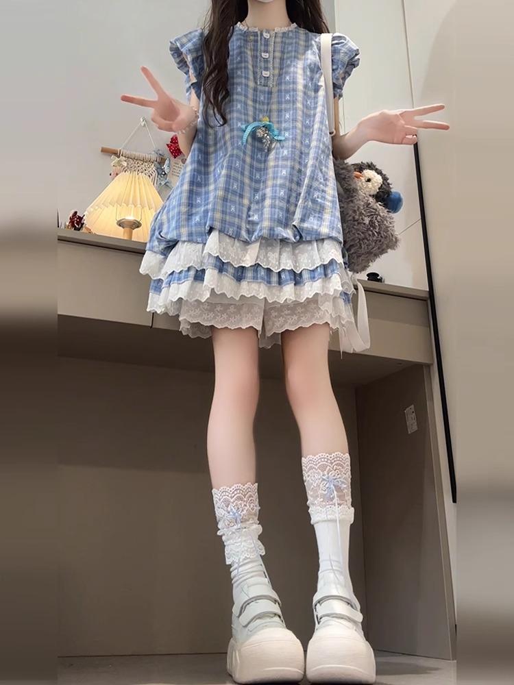 French Temperament Blue Plaid Dress for Women To Wear In Early Summer and the New Bubble Sleeve Princess Short Dress for the New Year