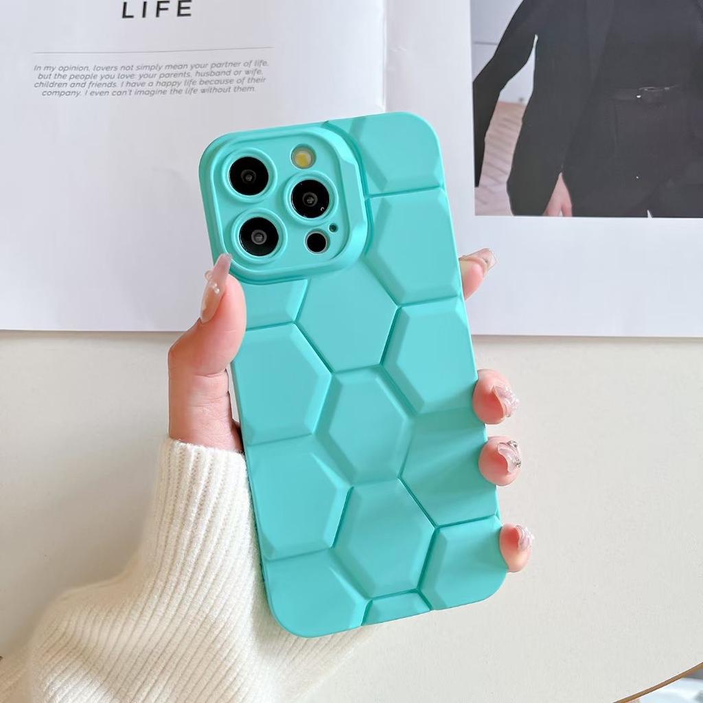 Three-dimensional Football Pattern Suitable for Ip16pm Phone Case, Liquid Skin Feel Spray Oil Apple 15pm Diamond-shaped Full Cover Protective Case