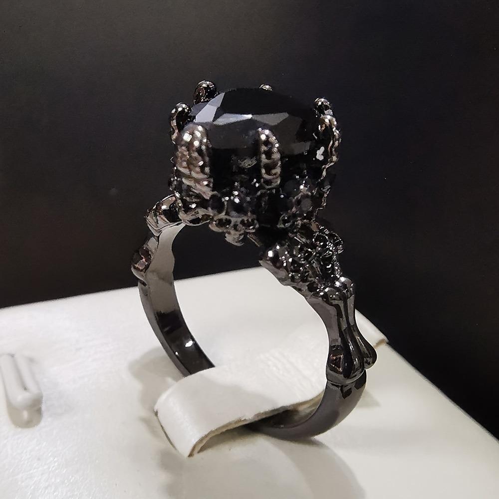 Gothic Skull & Heart-Shaped Zirconia Promise Ring - Perfect Halloween Gift for Her, Hip Hop Style Copper Band