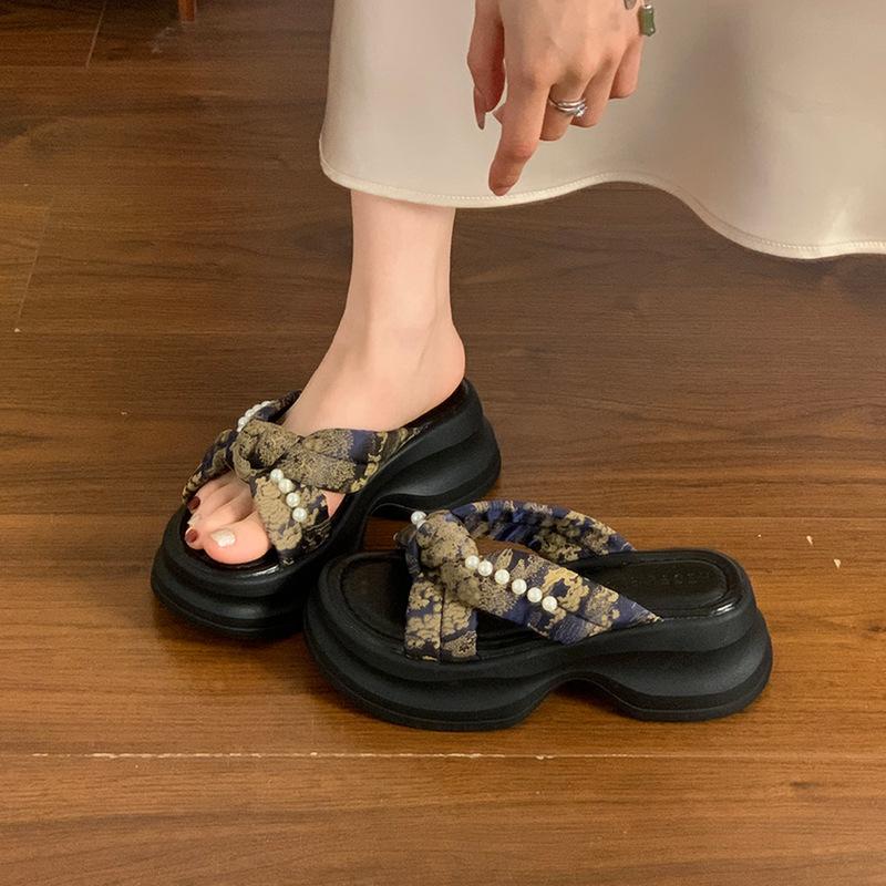 

Pearl bow cool slippers women s summer wear new thick bottom heightening skirt beautiful beach one-word drag 40 фиолетовый