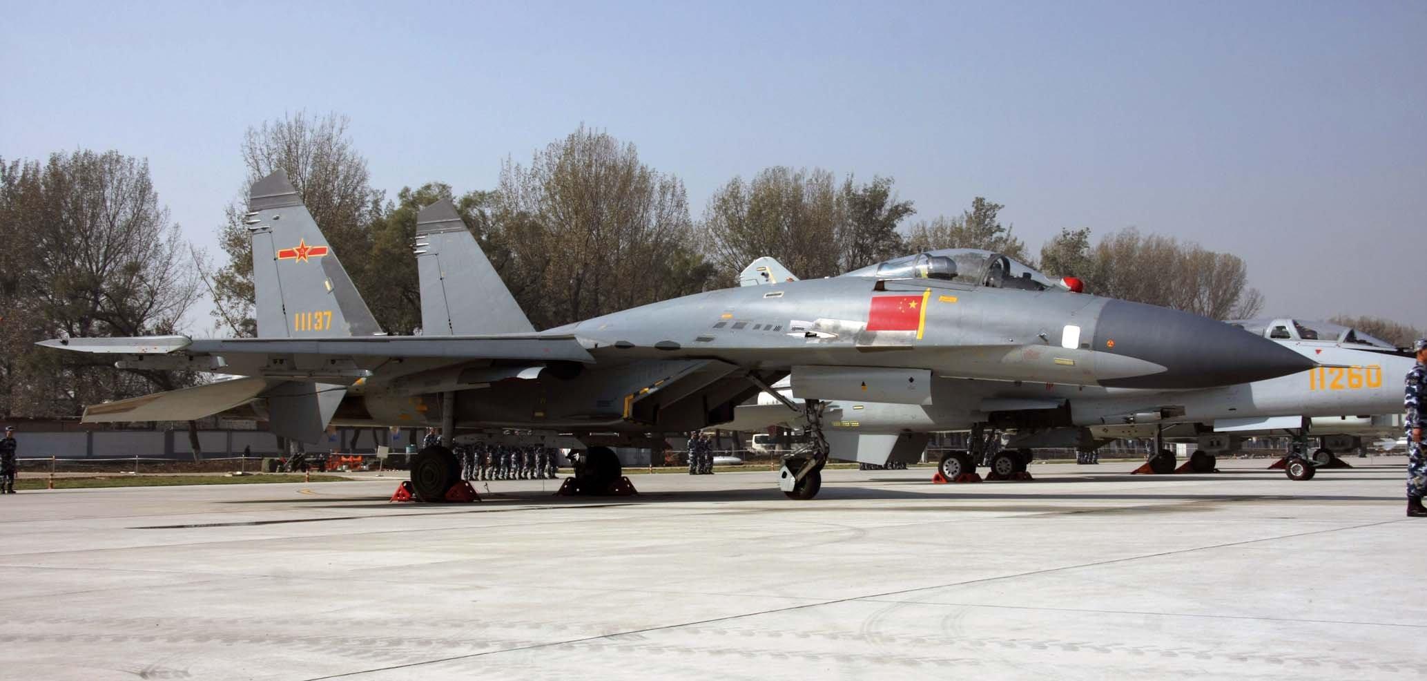 

Hasegawa Китайские ВВС 1/72 J-11