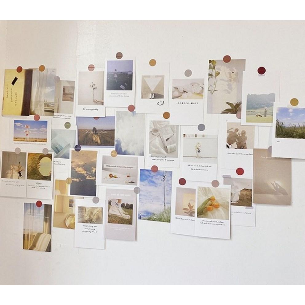 Set of 30 emotional card photos