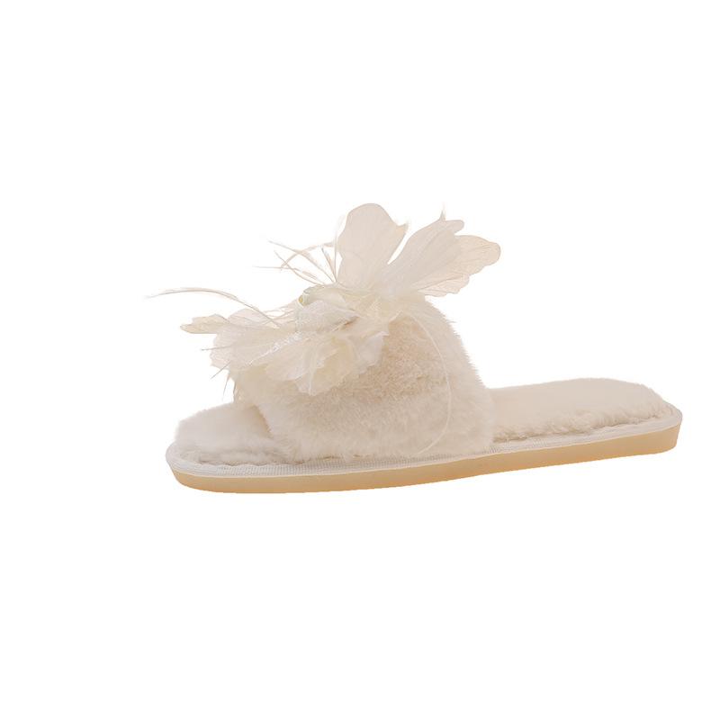 Fashion Sweet Classic Slippers Women Casual Flat Low Heels Sweet Basic Shoes Women Solid Fur Flower Slip On Winter Slides Plus Size