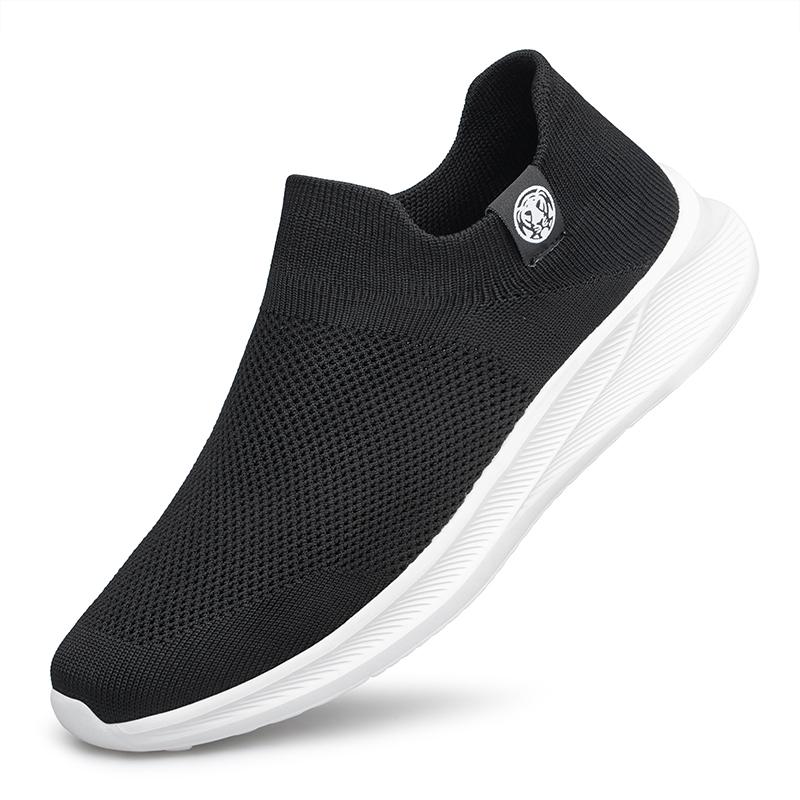 

CLOHOO Мужские кроссовки Дышащие мужские повседневные туфли Удобные легкие вулканизированные туфли Уличные противоскользящие туфли для ходьбы на мягкой подошве 39 чёрный