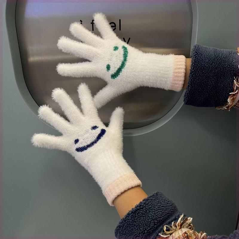 

Новые женские перчатки ручной вязки с улыбающимся лицом, теплые зимой, ветрозащитные и бархатные, милые перчатки с полными пальцами для велоспорта, студенческие