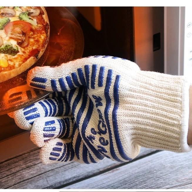 Hitzebeständige Grillhandschuhe für den Einsatz am Grill und in der Mikrowelle