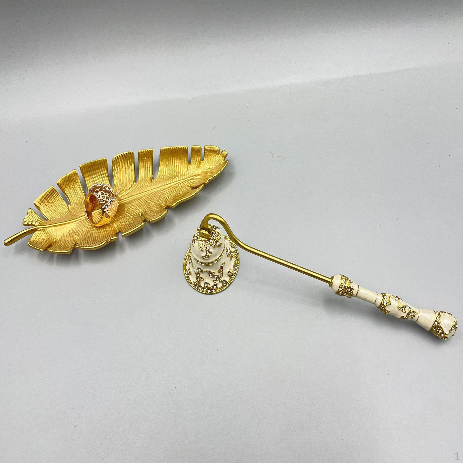 

Candle Extinguisher,Wick Flame Extinguisher ,Putting Out Candles Accessory with Long