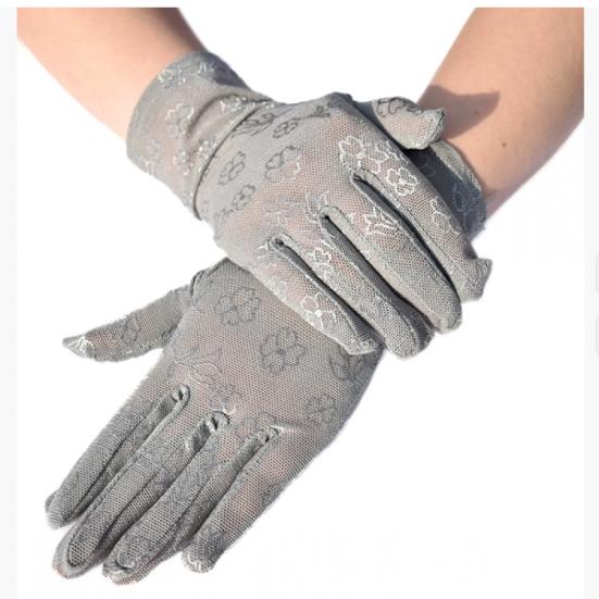 Fashionable and Breathable Mesh Short Gloves for Elegant Ladies