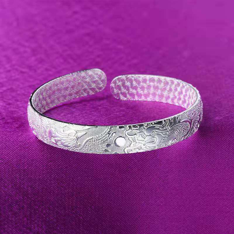 Brățară Stea Placată cu Argint de Ziua Îndrăgostiților pentru Femei - Cadou Trendy în Stil Douyin pentru Cea Mai Bună Prietenă