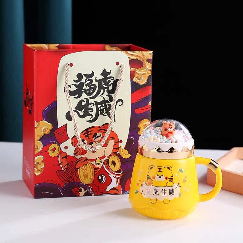 Year of the Tiger Mug with Lid Creative Large Capacity Ceramic Cup Couple Pair Cup Cute Cartoon Coffee Mug for Home Use
