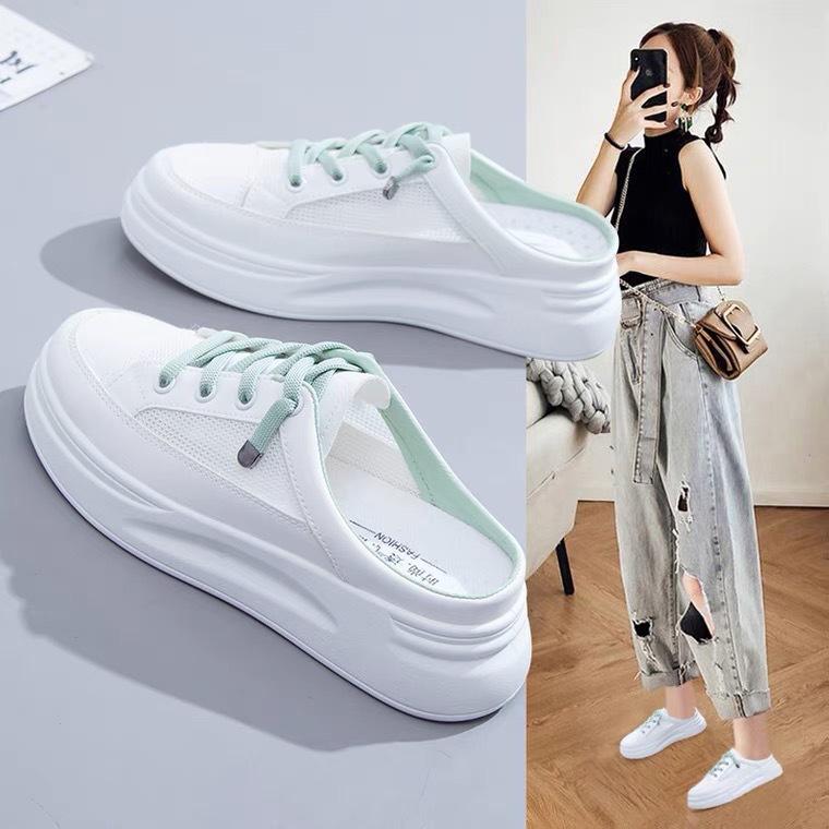 Little white shoes women's 2025 new summer versatile one-pedal outer wear fashionable, comfortable and wear-resistant niche women's shoes