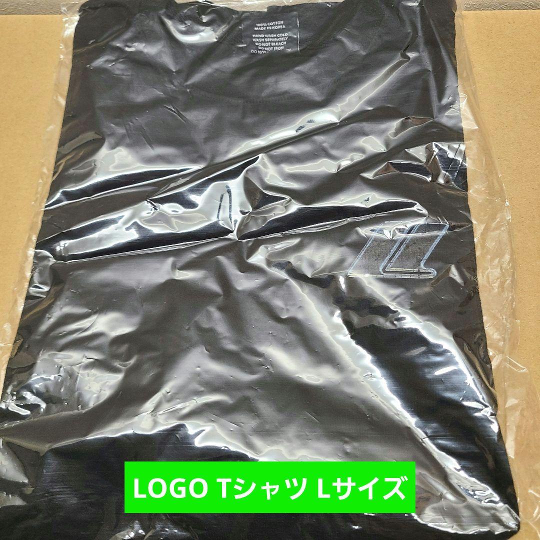 

[Б/У] BLACKPINK LISA ROCKSTAR Футболка с логотипом Лисы L