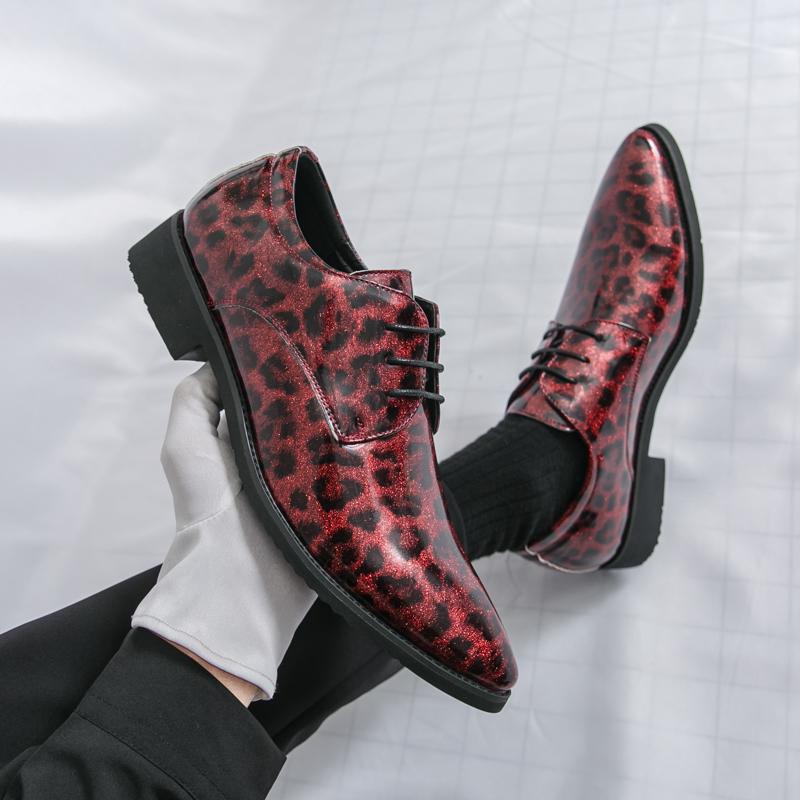 Men Derbys Oxford Leopard Print Personality Nightclub Leather Business Shoes Men's Tuxedo Wedding Dance Shoes Red Green Plus Size