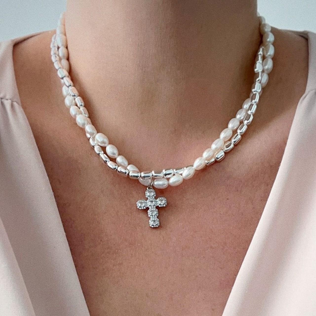 

European and American Baroque imitation pearl necklace women s light luxury diamond-encrusted cross pendant collarbone chain